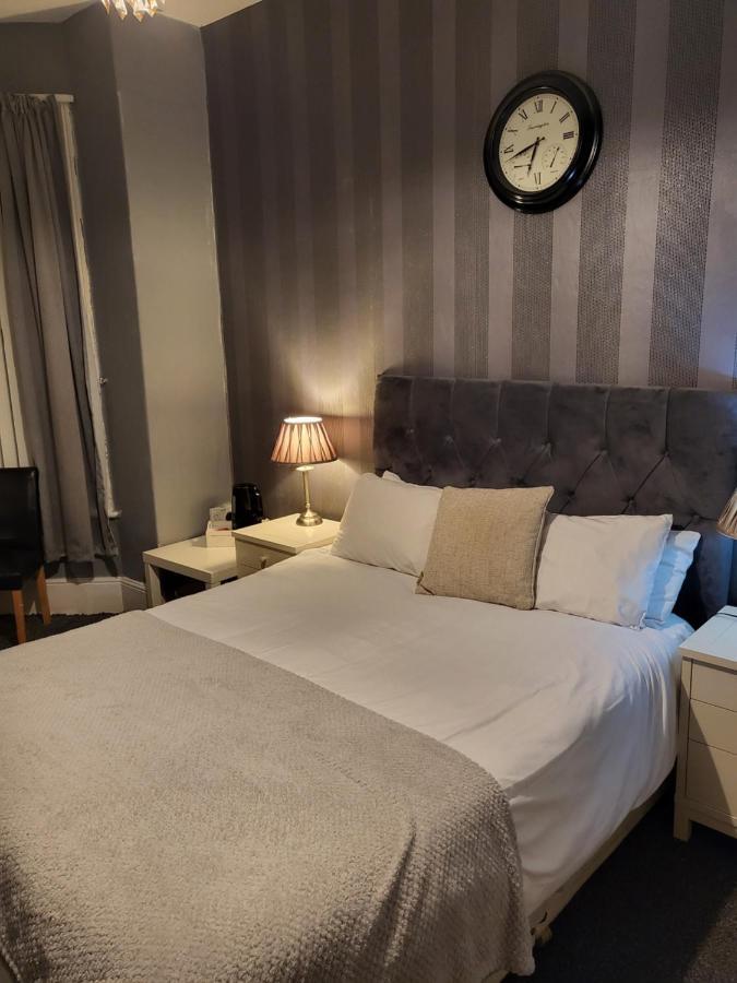 Talbot House Hotel Блекпул Екстериор снимка