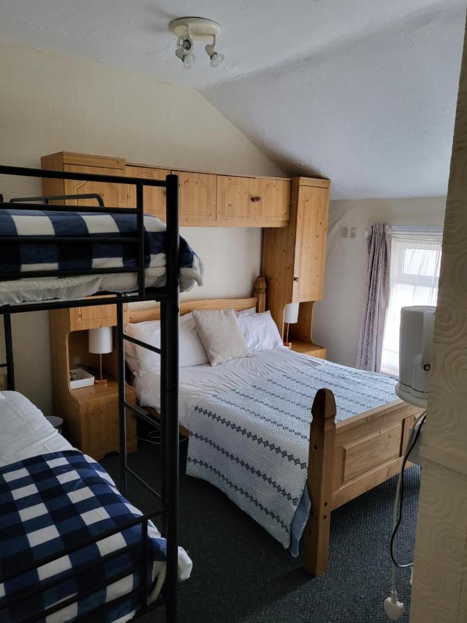 Talbot House Hotel Блекпул Екстериор снимка