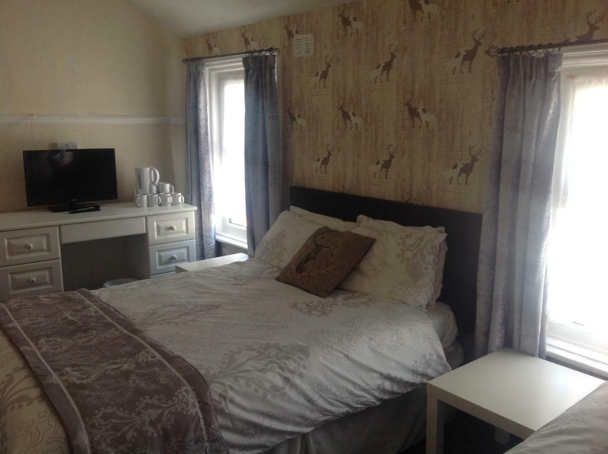 Talbot House Hotel Блекпул Екстериор снимка